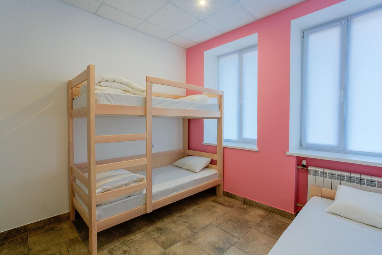 Comfort Hotel & Hostel Zaporizhia Exterior foto