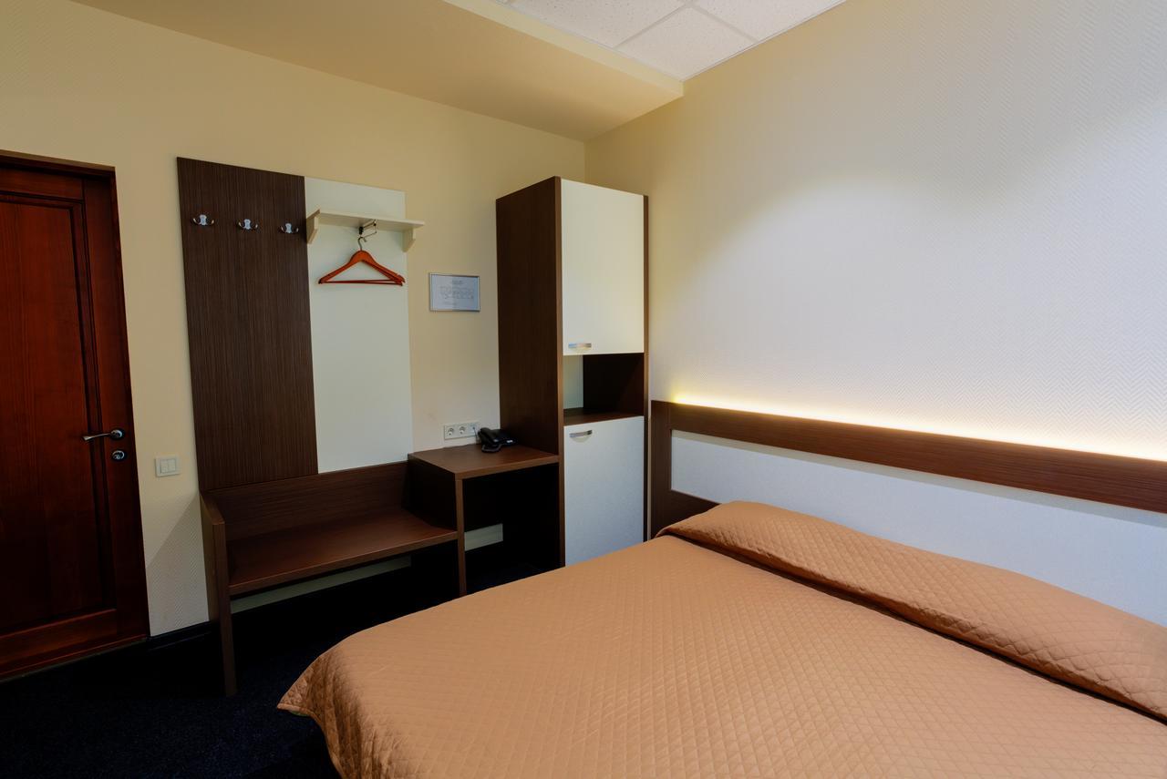 Comfort Hotel & Hostel Zaporizhia Exterior foto